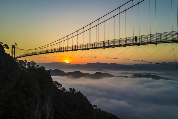 藤县石表山休闲旅游风景区