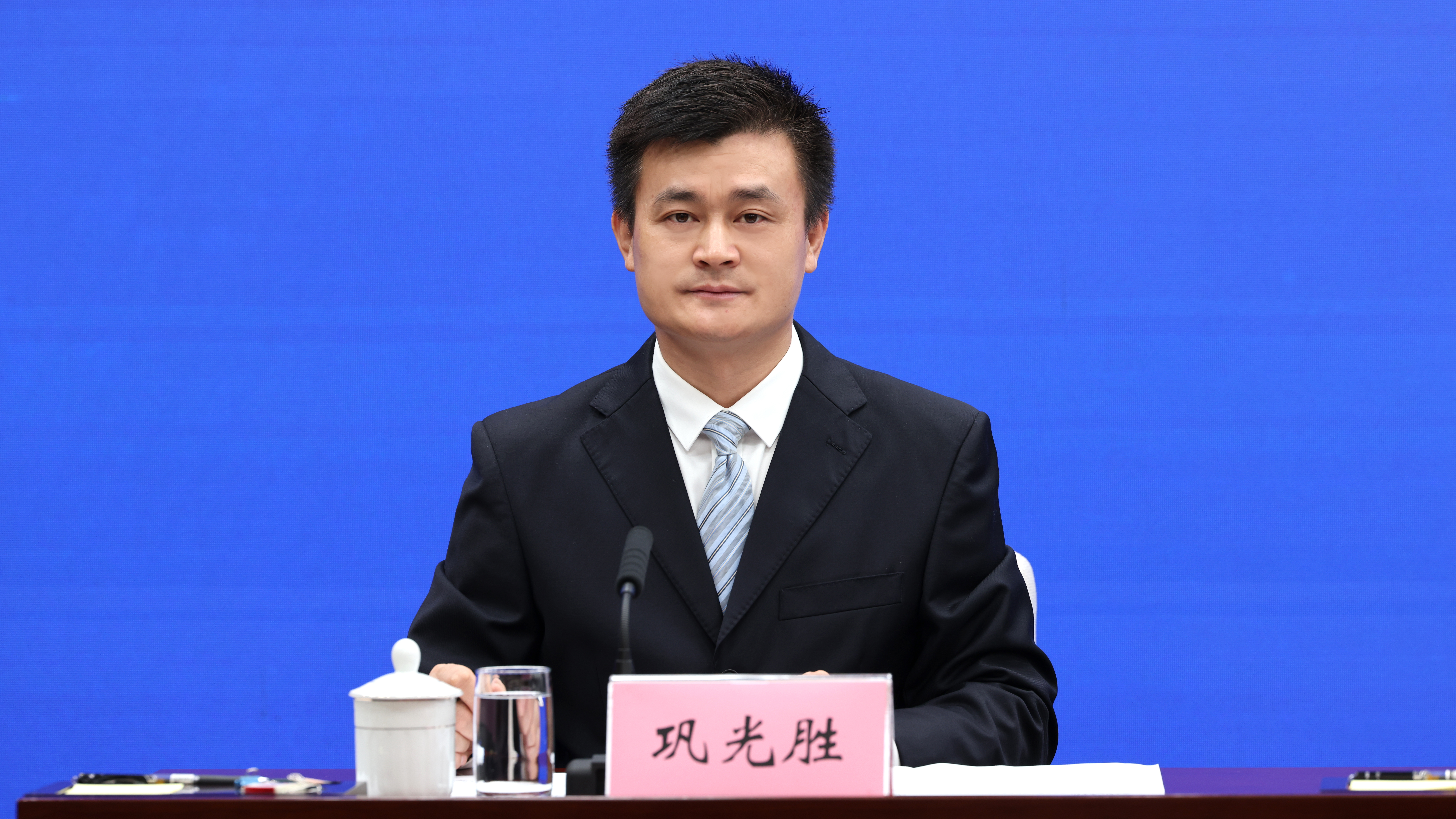 巩光胜.jpg