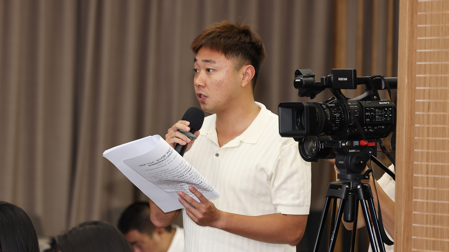 当代广西杂志社记者.jpg